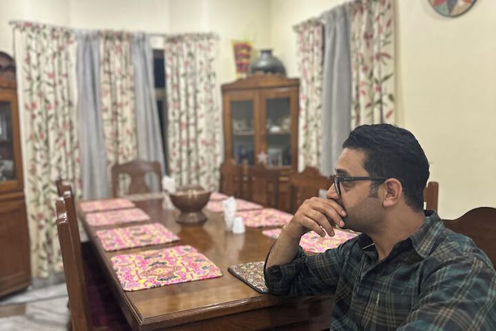 Dining 32 of 42