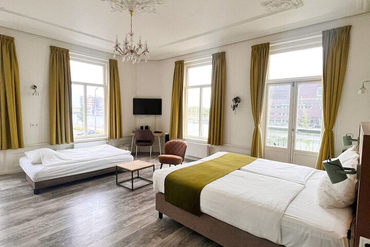 Room 18 of 67