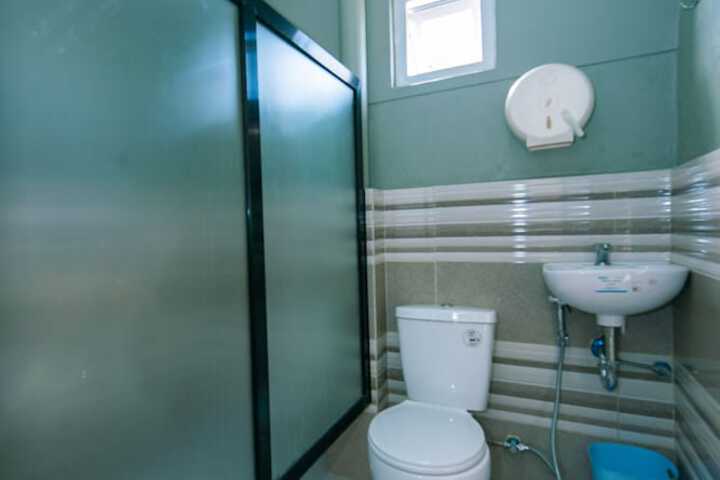 Room 15 of 90