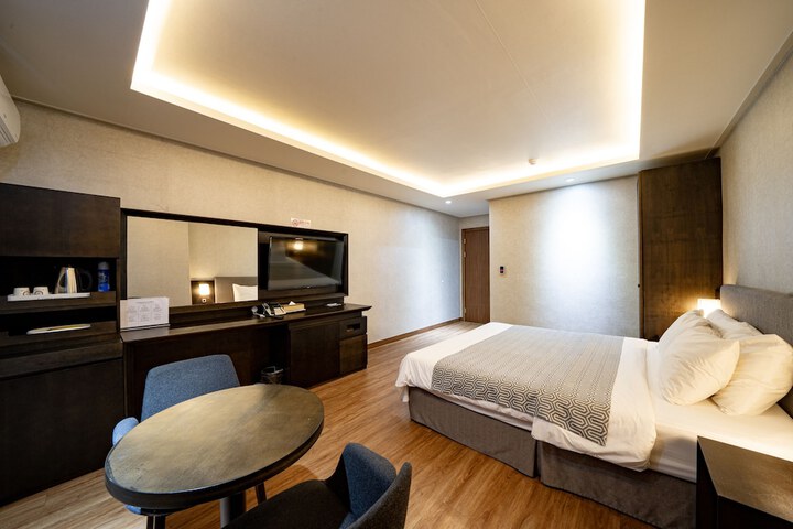 Room 66 of 119