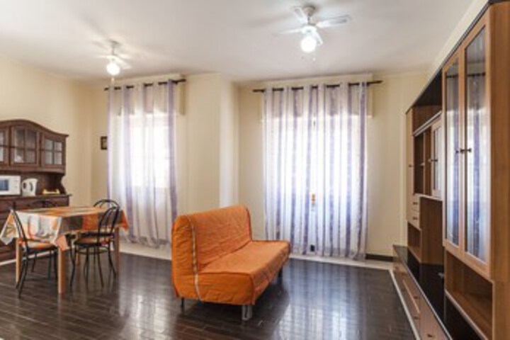 Room 35 of 73