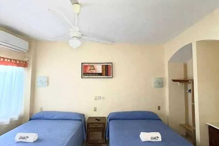 Room 3 of 17