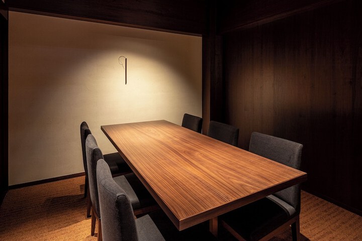 Dining 128 of 282