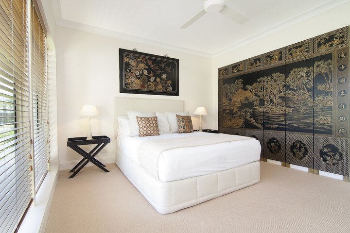 Room 10 of 87