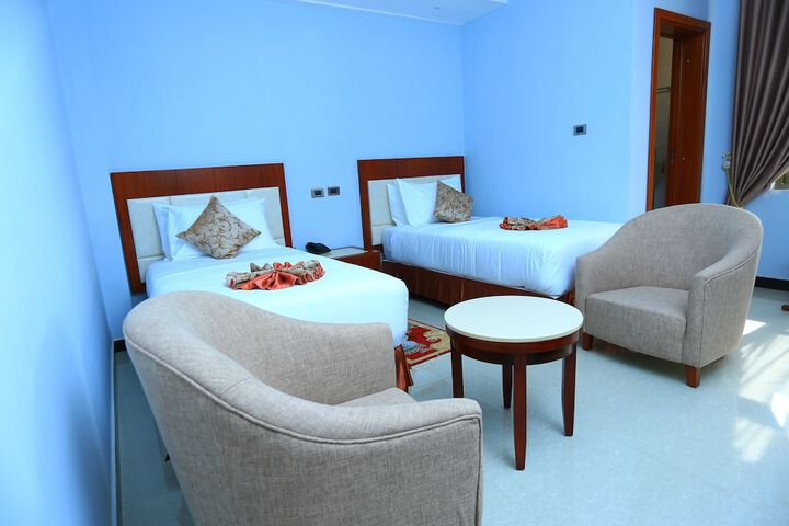 Room 5 of 31