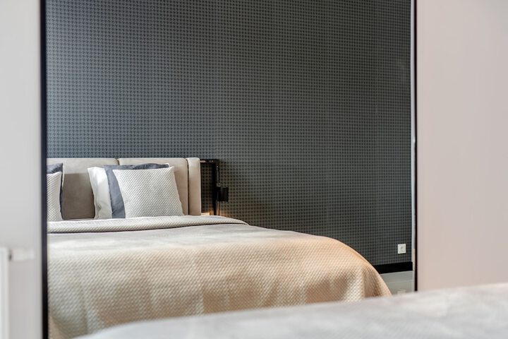 Room 32 of 155