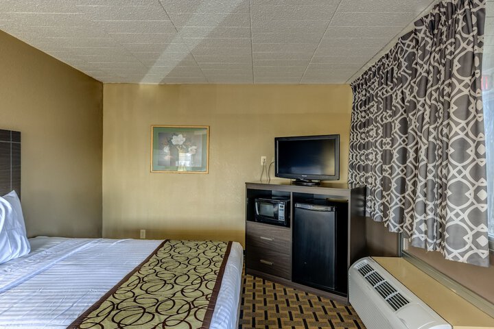 Room 77 of 89
