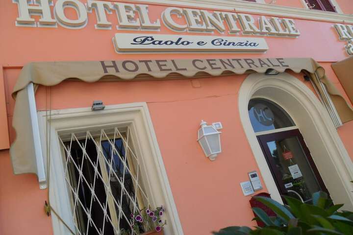 Hotel 33 of 37