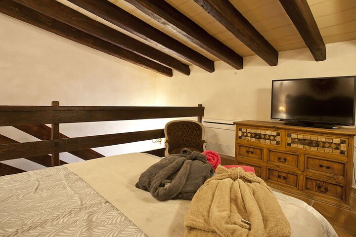 Room 43 of 140