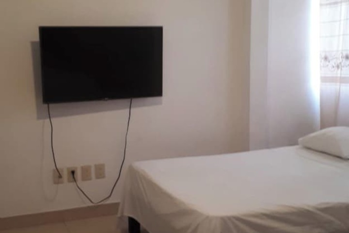 Room 3 of 38