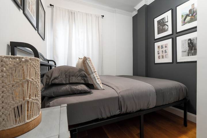 Room 11 of 36