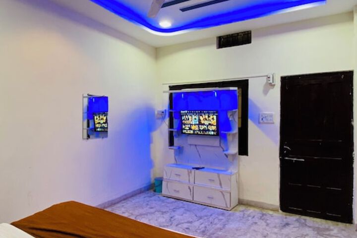 Room 17 of 29