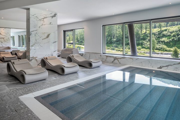 Pool 18 of 47