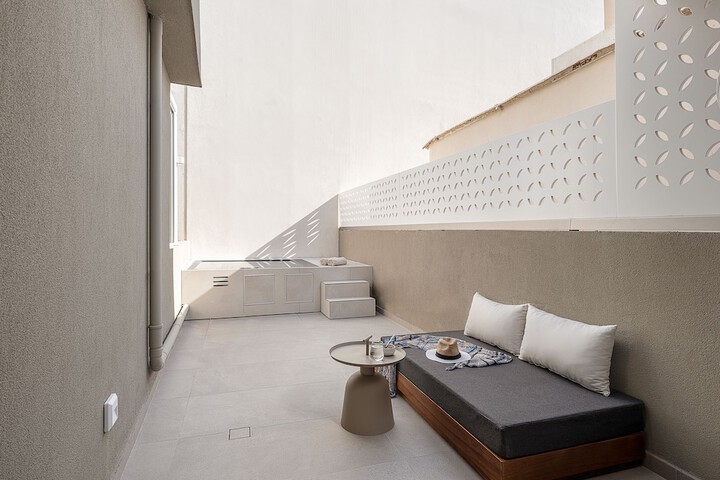 Terrace/Patio 28 of 77