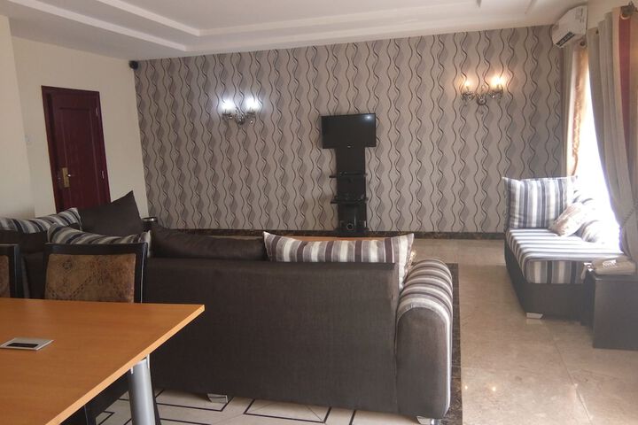 Room 21 of 39