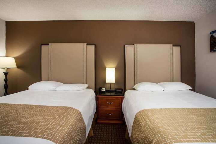 Room 7 of 20