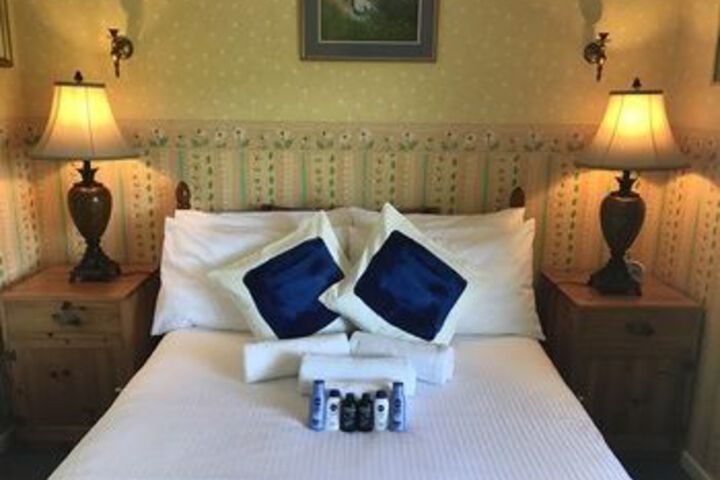 Room 5 of 20