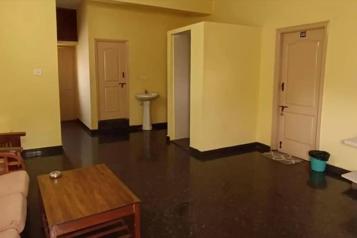 Room 5 of 14