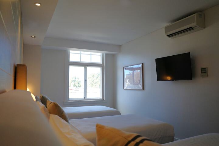 Room 26 of 55