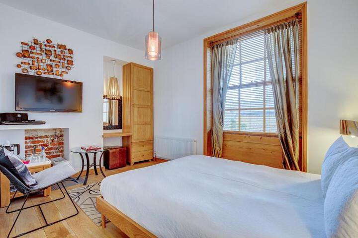 General 16 of 100