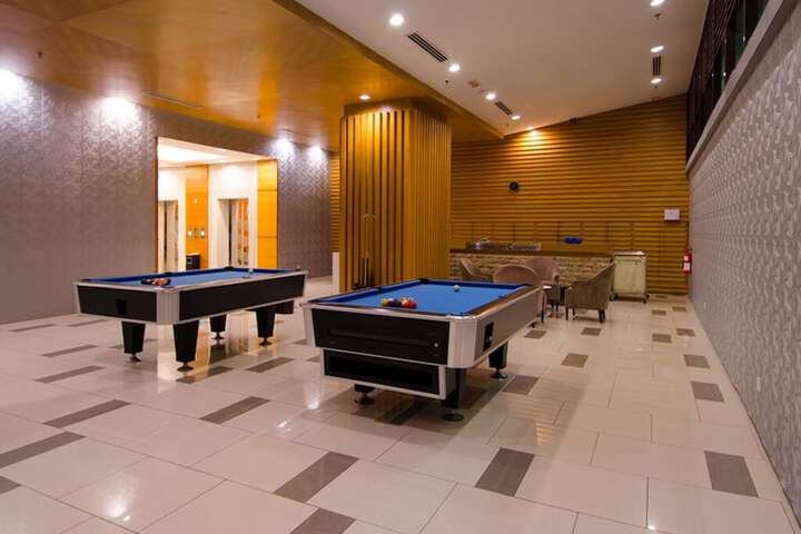 Hotel with Pool