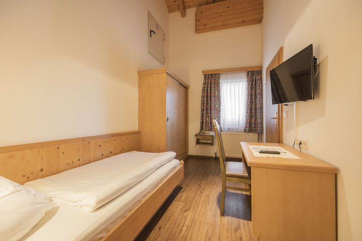 Room 13 of 58