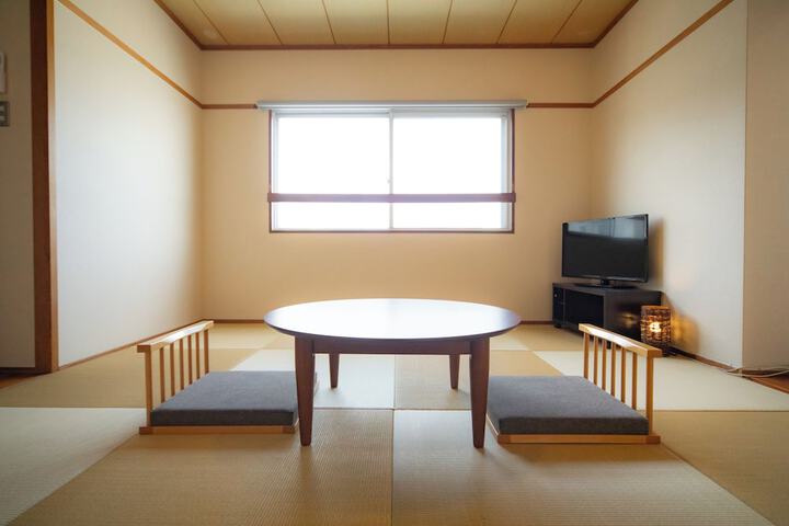Room 21 of 96