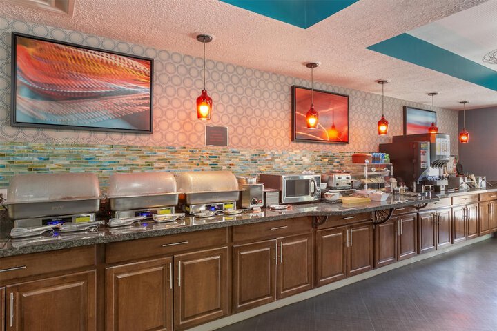 Breakfast/Coffee Service 54 of 58