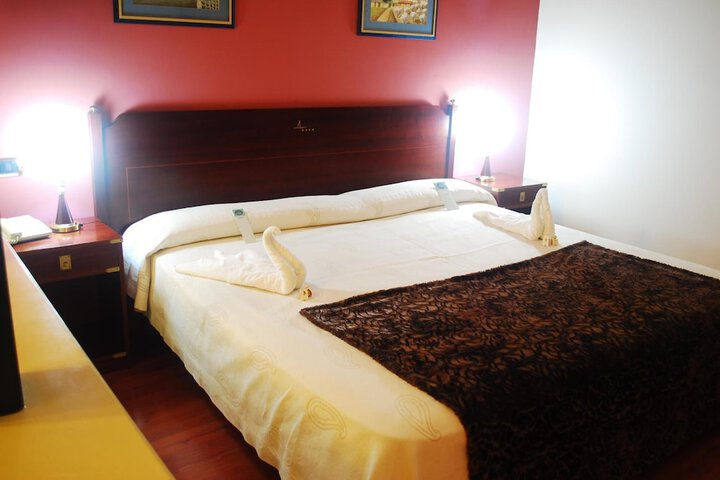 Room 9 of 47