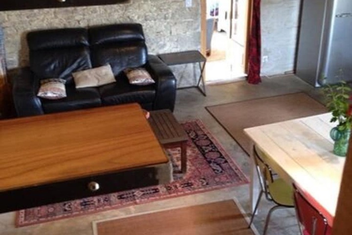 Room 15 of 16