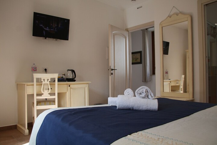 Room 9 of 67