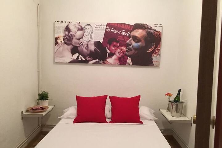 Room 18 of 147