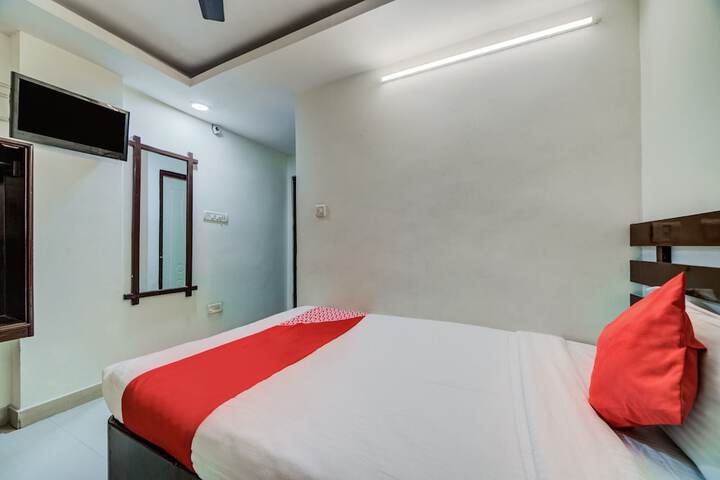 Room 8 of 27