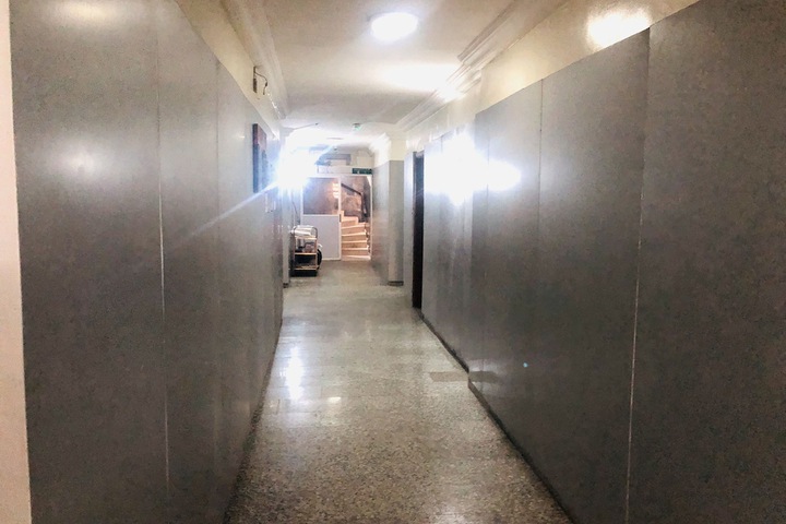 Ballroom/Hall 35 of 40