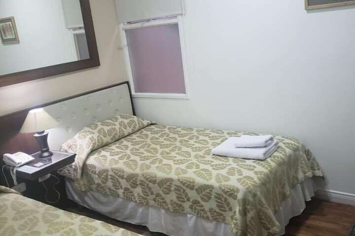 Room 27 of 36