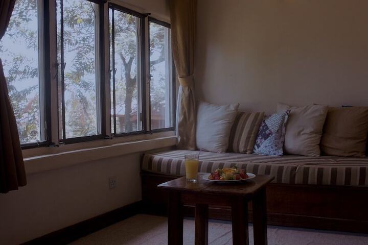 Room 32 of 64