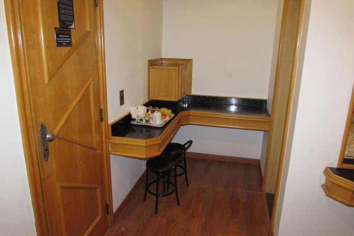 Room 16 of 46