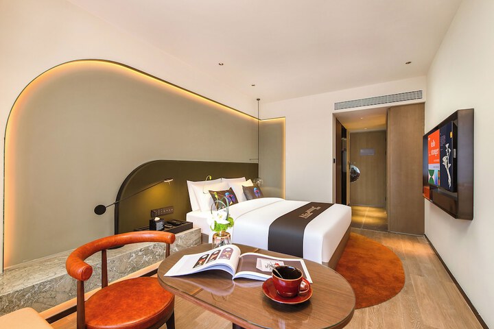 Room 20 of 79