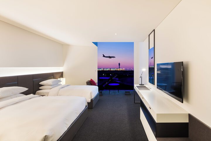 Room 30 of 61
