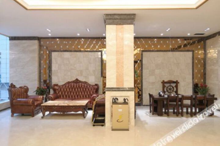 Hotel Interior 4 of 9