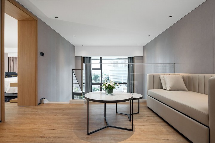 Room 41 of 73