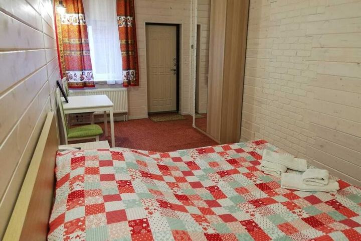 Room 23 of 37