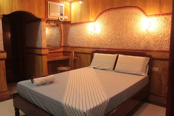 Room 6 of 39