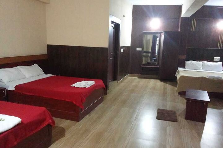 Room 5 of 21