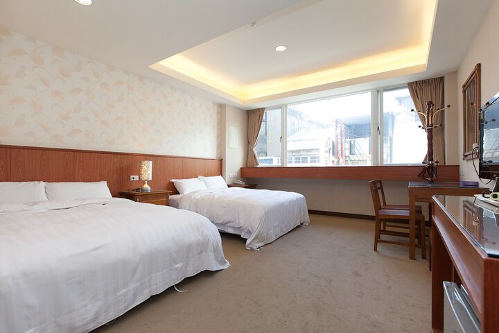 Room 5 of 36