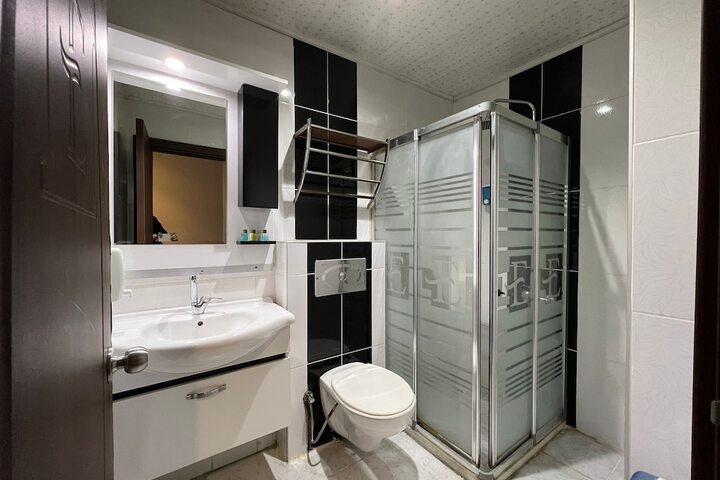Room 42 of 65