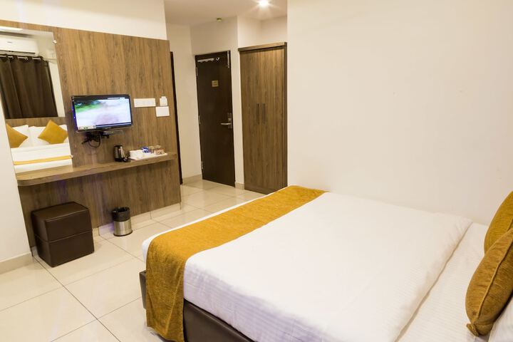 Room 27 of 72