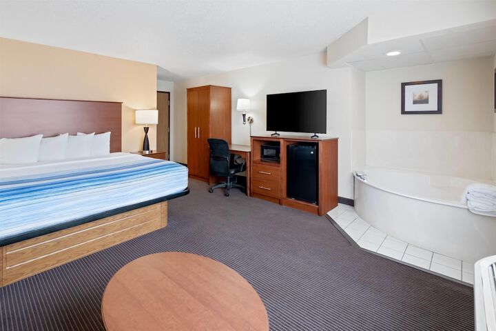 Room 19 of 48