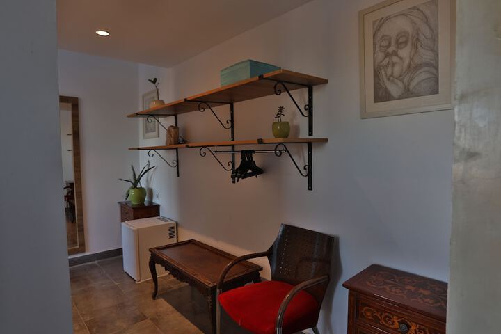 Room 25 of 129