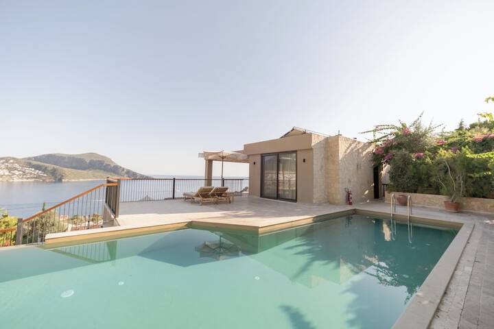 Asfiya Sea View Hotel